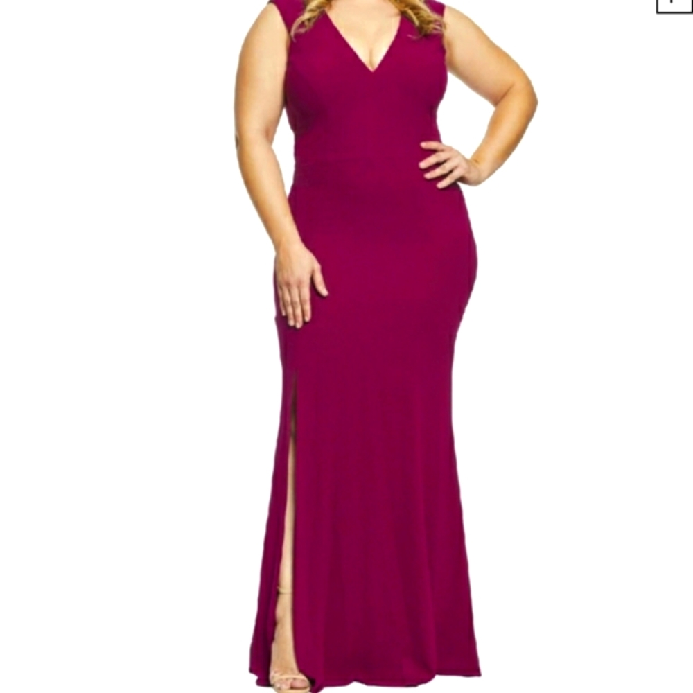 NWT Dress The Population Plus Sandra High Slit  Gown